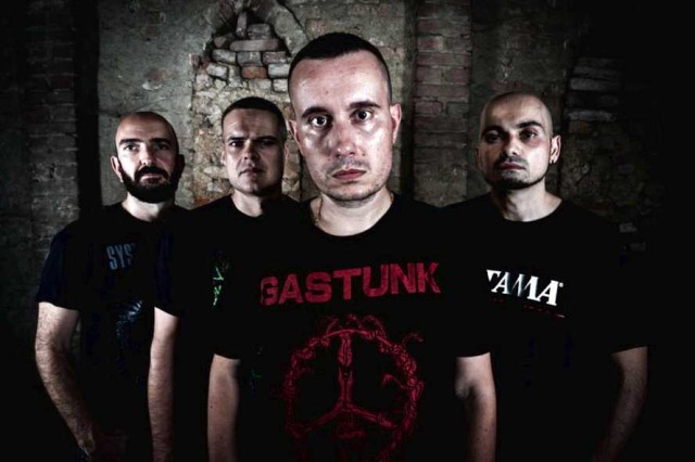 21st Century Schizoid Man / Okopali Smo Grobove Tražeći Zlatninu Našao Sam Tvoje Dodire Ledenu Prazninu