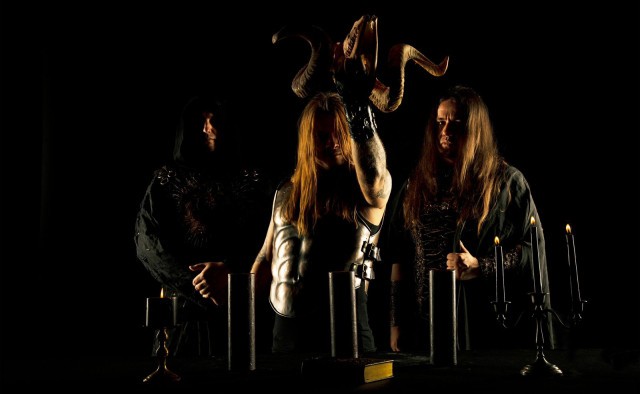 ... On the Way of the Hunting Moon