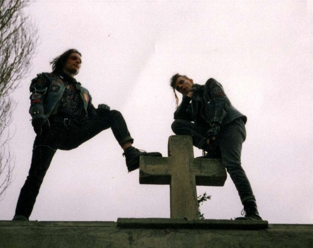 Grimmige Volksmusik (Die Folterkammer - Sitzung)