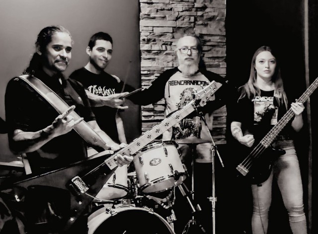 Acompáñame a la tumba