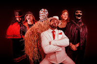 Album cover for Se Deus é 10 Satanás é 666
