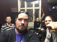 Album cover for Újra úton